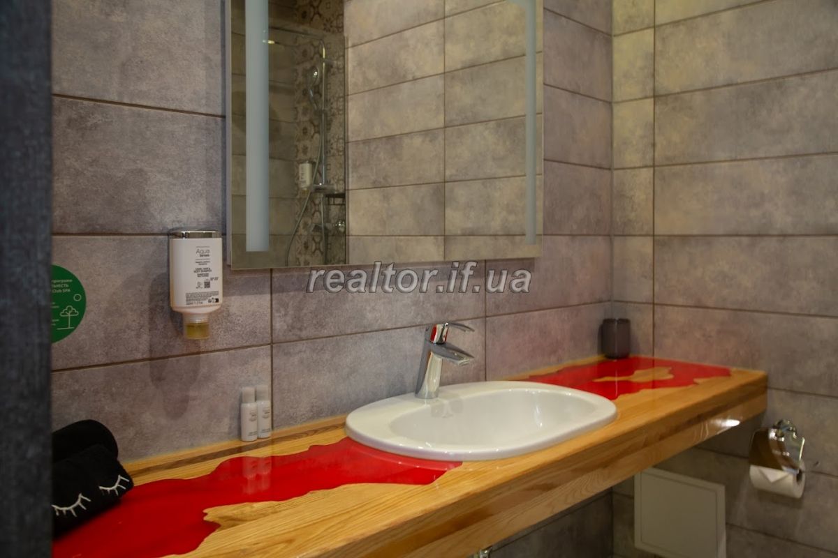 Prodazh_apartamentu_iz_vydom_na_hory_v_tsentri_Bukovelyu_-_hotel_Premium_Club_SPA_22778_7_1706011982.jpeg