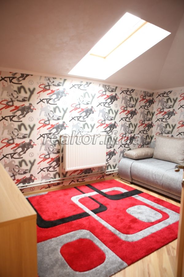 Prodazh_budynku_dlya_velykoyi_sim«yi_v_tsentri_Ivano-Frankivska_z_kapitalnym_remontom_21581_36_1654765470.jpeg