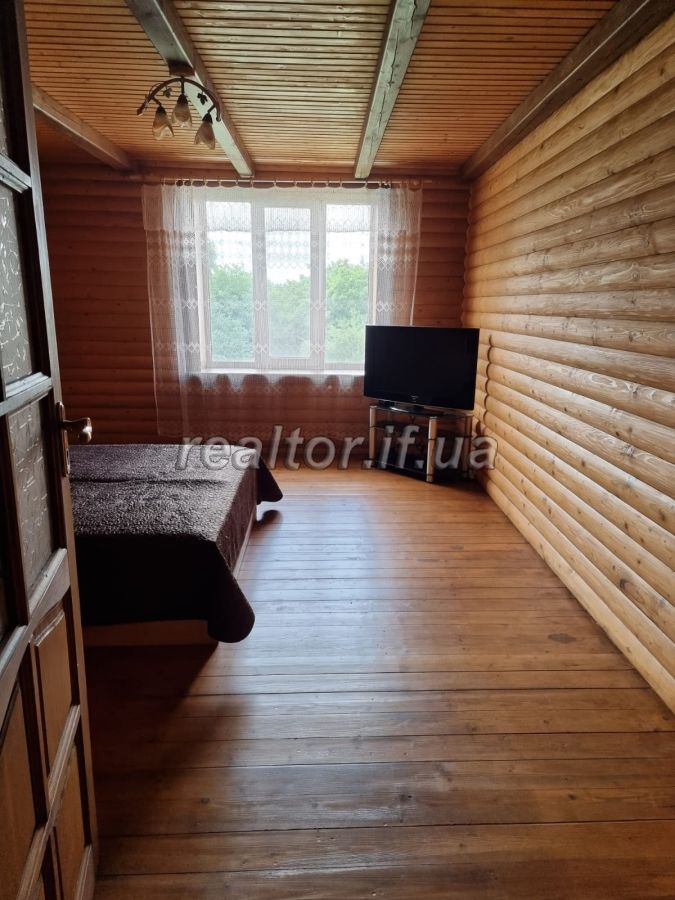 Prodazh_budynku_v_seli_Krykhivtsi_z_remontom_meblyamy_hotovoho_do_prozhyvannya_22316_50_1680509323.jpeg