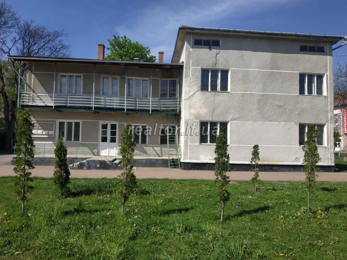 Prodazh_budynku_v_tsentri_mista_Kosiv_22639_3_1695410595.jpeg