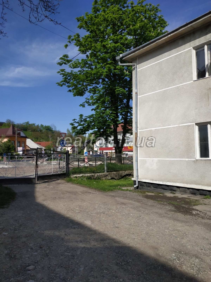 Prodazh_budynku_v_tsentri_mista_Kosiv_22639_5_1695410595.jpeg
