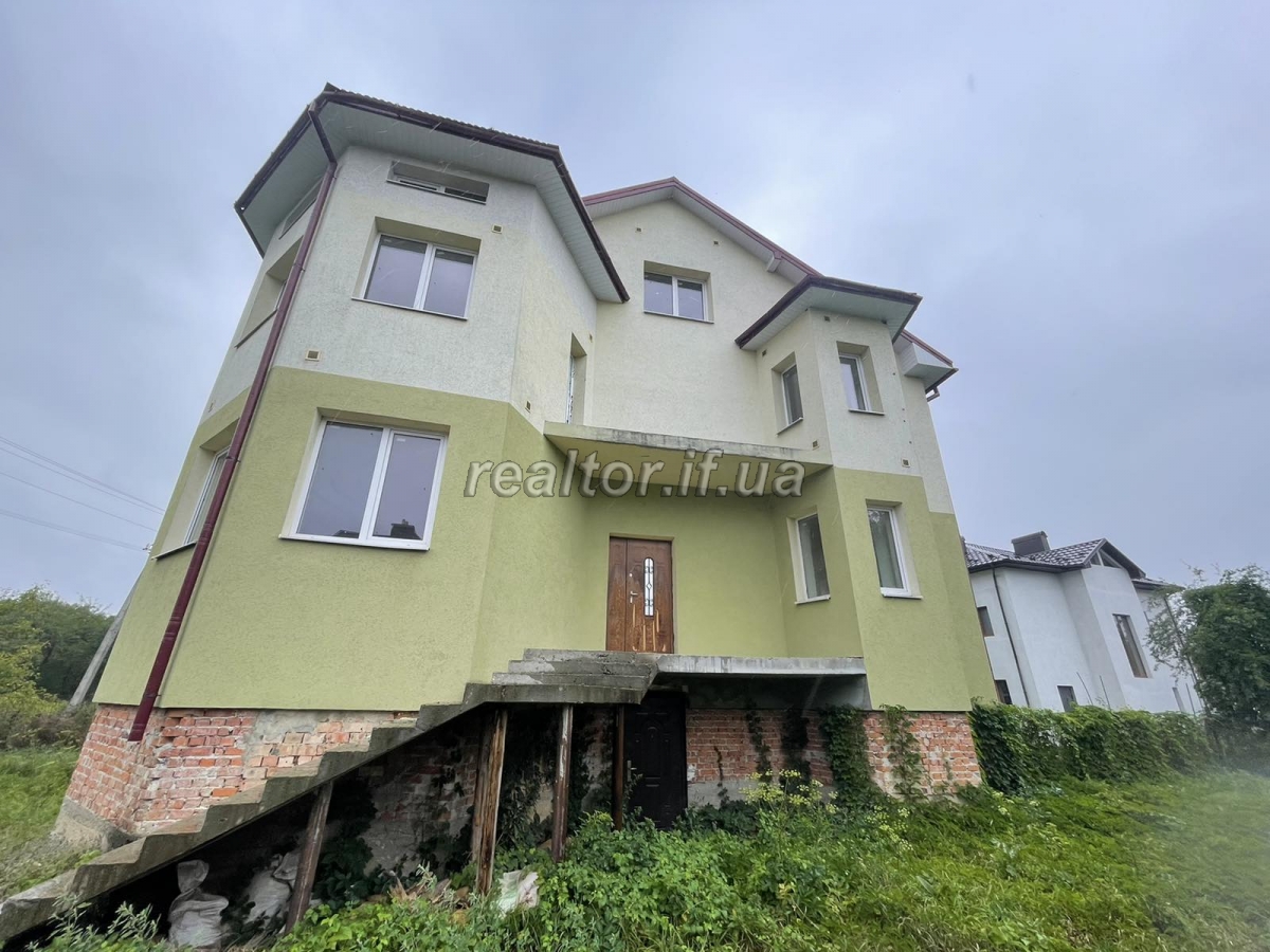 Prodazh_budynku_v_zatyshnii_lokatsiyi_mista_poruch_z_miskym_ozerom_21875_12_1663075199.jpeg