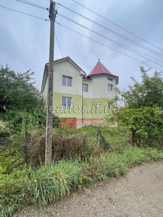 Prodazh_budynku_v_zatyshnii_lokatsiyi_mista_poruch_z_miskym_ozerom_21875_2_1663075197.jpeg