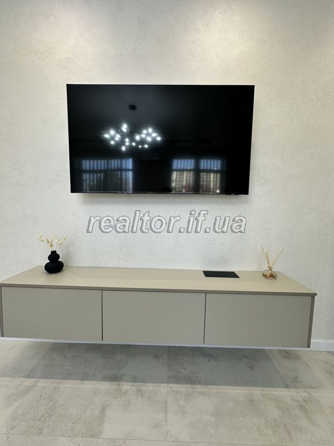 Prodazh_chastyny_budynku_z_remontom_z_vlasnoyu_zemelnoyu_dilyankoyu_v_Krykhivtsyakh_23496_22_1733843237.jpeg