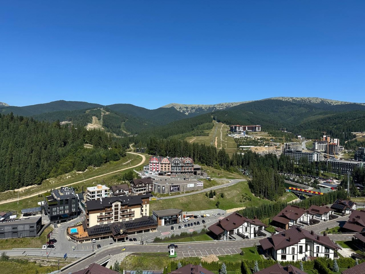 Prodazh_diyuchoho_apartamentu_v_tsentri_hirskolyzhnoho_kurortu_Bukovel_-_Mountain_Resident_24022_12_1757485720.jpeg