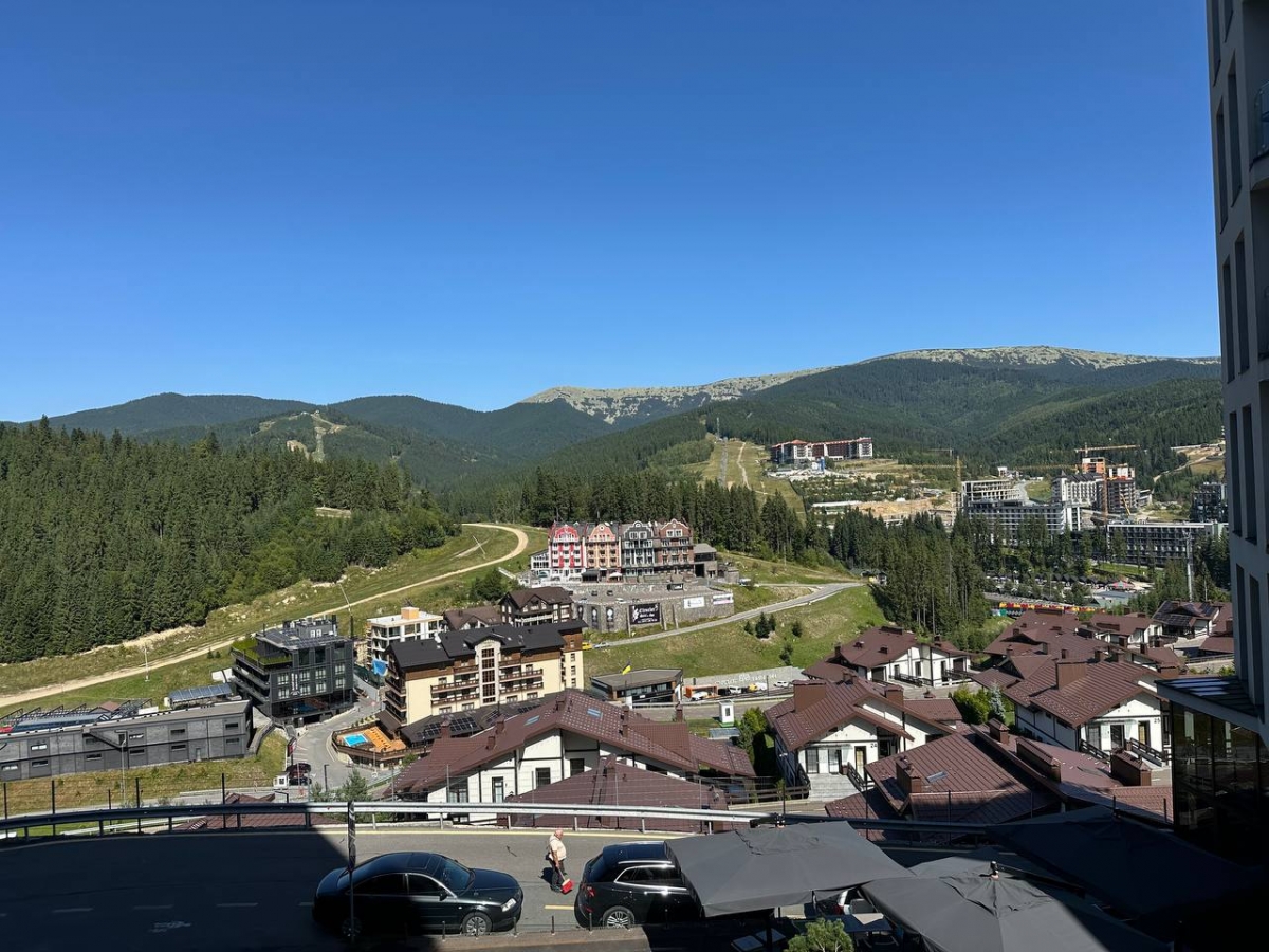 Prodazh_diyuchoho_apartamentu_v_tsentri_hirskolyzhnoho_kurortu_Bukovel_-_Mountain_Resident_24022_15_1757485729.jpeg