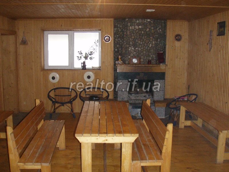 Prodazh_diyuchyi_biznes_-_sauna_ta_kafe_v_tsentri_m_Tlumach_4204_10_1364206892.jpg