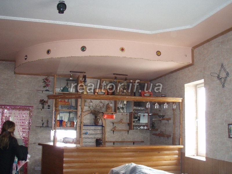 Prodazh_diyuchyi_biznes_-_sauna_ta_kafe_v_tsentri_m_Tlumach_4204_12_1364206894.jpg