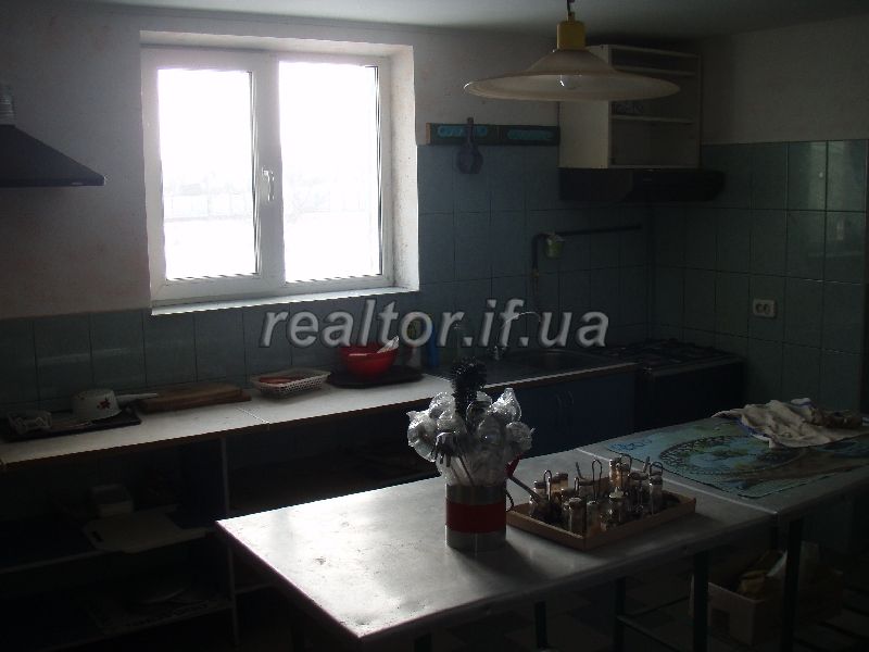 Prodazh_diyuchyi_biznes_-_sauna_ta_kafe_v_tsentri_m_Tlumach_4204_13_1364206895.jpg