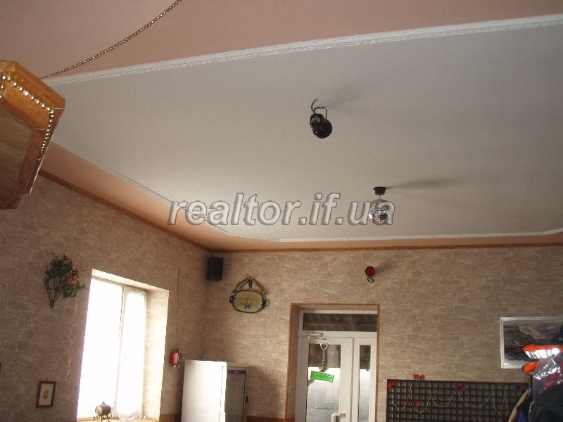 Prodazh_diyuchyi_biznes_-_sauna_ta_kafe_v_tsentri_m_Tlumach_4204_14_1364206896.jpg