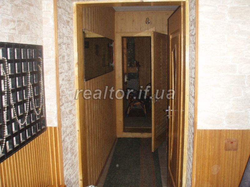 Prodazh_diyuchyi_biznes_-_sauna_ta_kafe_v_tsentri_m_Tlumach_4204_15_1364206896.jpg