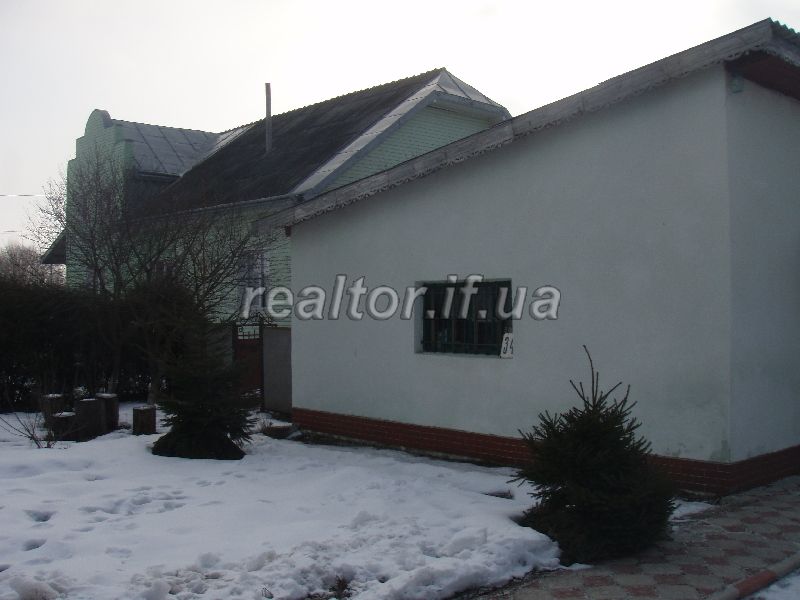 Prodazh_diyuchyi_biznes_-_sauna_ta_kafe_v_tsentri_m_Tlumach_4204_17_1364206898.jpg