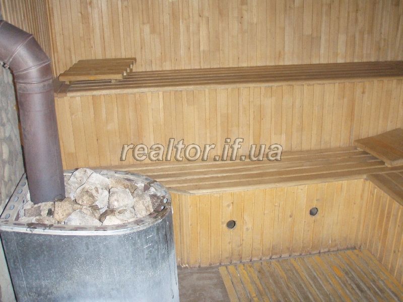 Prodazh_diyuchyi_biznes_-_sauna_ta_kafe_v_tsentri_m_Tlumach_4204_8_1364206890.jpg