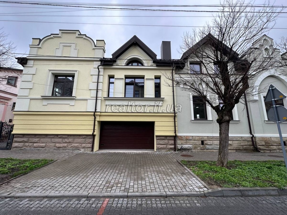 Prodazh_dupleksa_v_tykhomu_tsentri_Ivano-Frankivska_22346_1_1682062937.jpeg