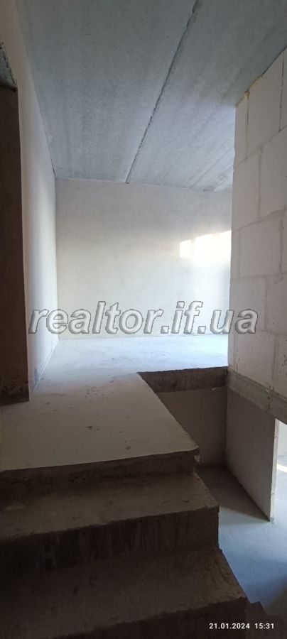 Prodazh_dvokhkimnatnoyi_dvokhrivnevoyi__z_terasoyu_zdanoyi_novobudovy_22844_20_1705933270.jpeg