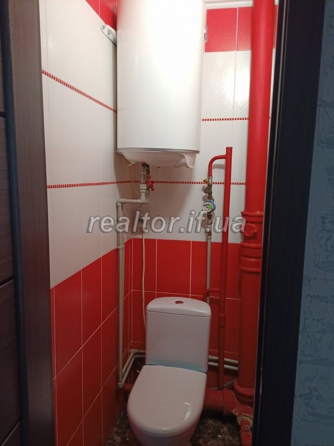 Prodazh_dvokimnatnoyi_kvartyry_z_remontom_po_vulytsi_Mykolaichuka_poruch_Arsenu_23770_3_1746516226.jpeg