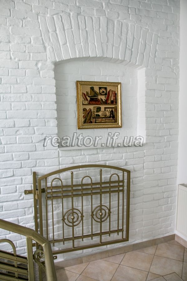 Prodazh_eksklyuzyvnoyi_kvartyry_v_budynku_na_dvi_sim«yi_iz_zakrytoyu_terytoriyeyu_po_vulytsi_Shopena_18450_11_1599666778.jpg