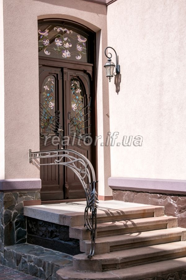 Prodazh_eksklyuzyvnoyi_kvartyry_v_budynku_na_dvi_sim«yi_iz_zakrytoyu_terytoriyeyu_po_vulytsi_Shopena_18450_14_1599666780.jpg