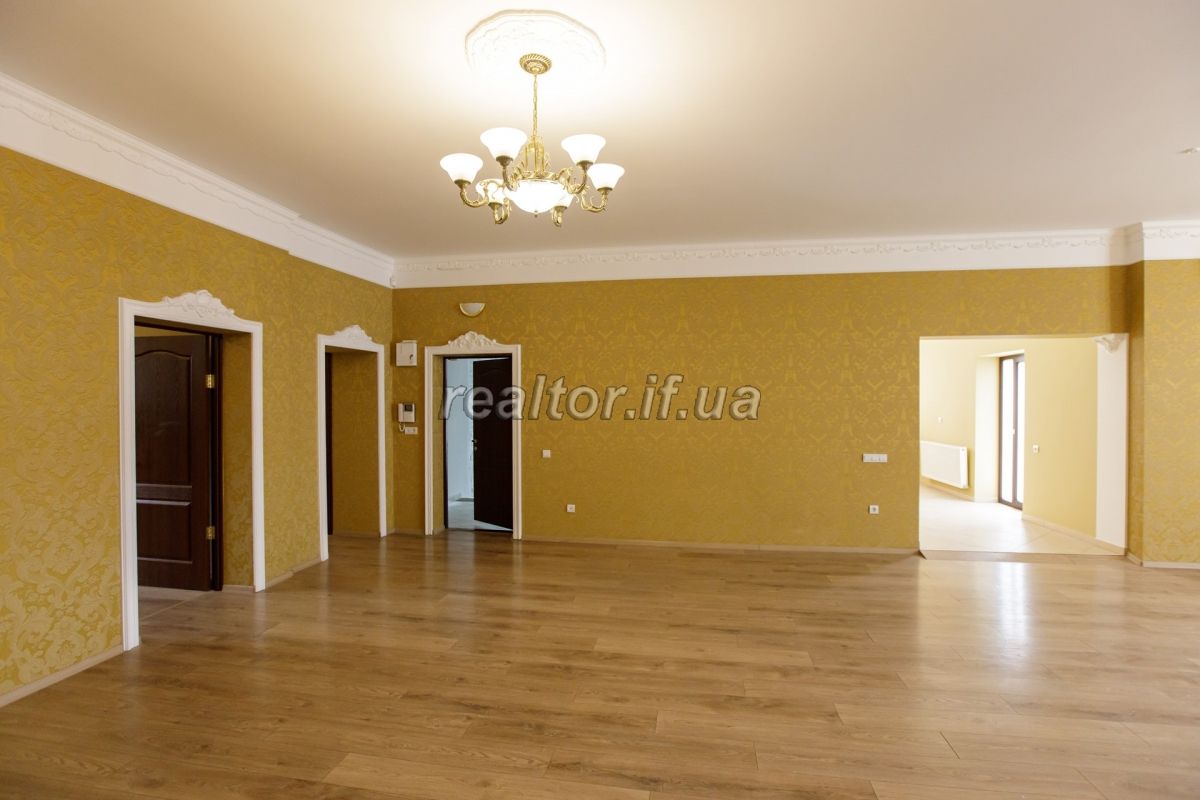 Prodazh_eksklyuzyvnoyi_kvartyry_v_budynku_na_dvi_sim«yi_iz_zakrytoyu_terytoriyeyu_po_vulytsi_Shopena_18450_5_1625841298.jpeg