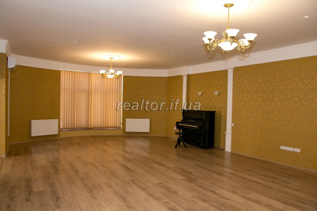 Prodazh_eksklyuzyvnoyi_kvartyry_v_budynku_na_dvi_sim«yi_iz_zakrytoyu_terytoriyeyu_po_vulytsi_Shopena_18450_6_1599666774.jpg