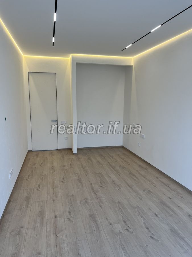 Prodazh_elitnoyi_kvartyry_z_remotnom_v_ZhK_Parus_22669_5_1697440965.jpeg