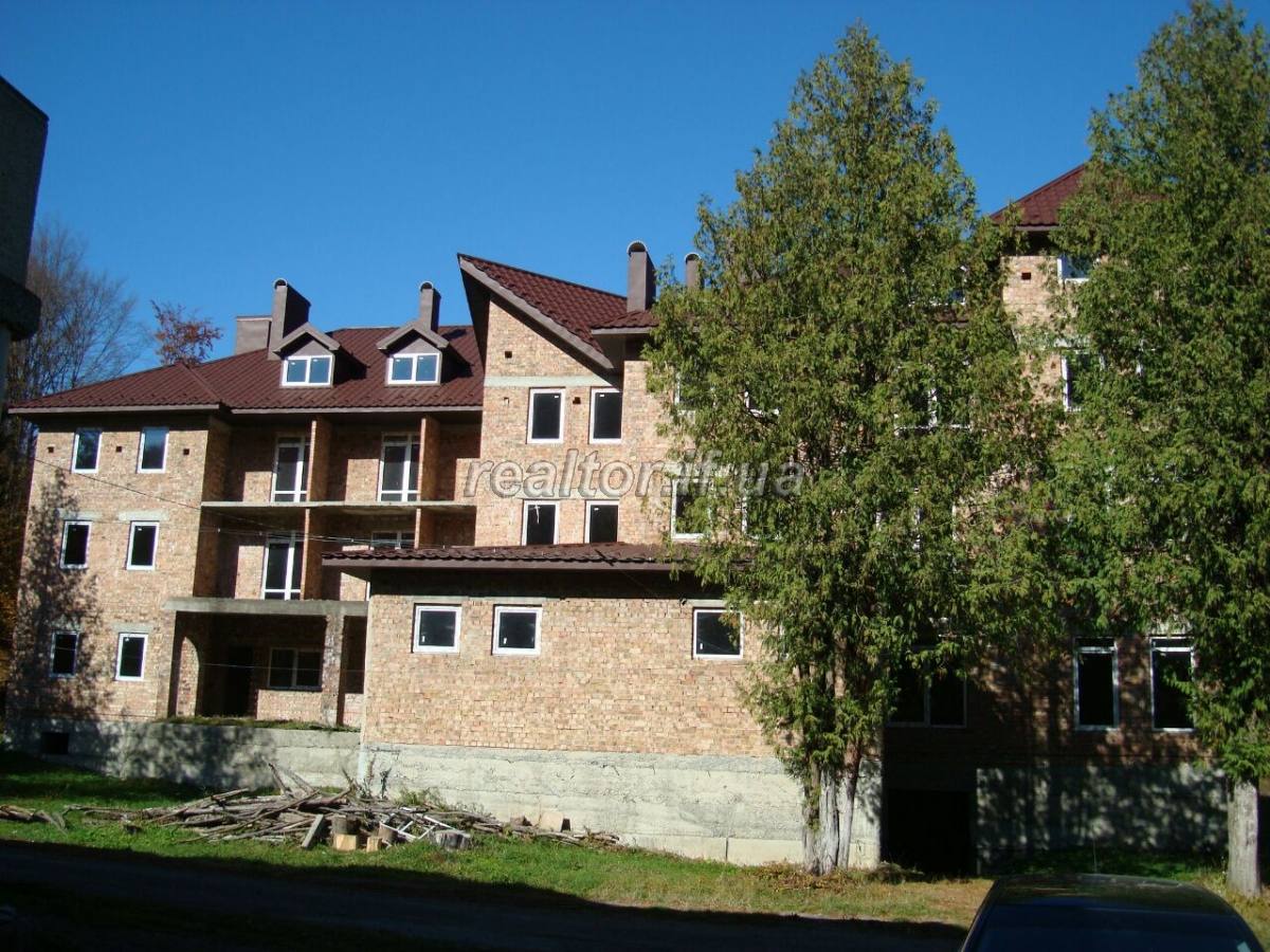 Prodazh_hotelnoho_kompleksu_v_Kolomyiskomu_raioni_15653_15_1543926492.jpg
