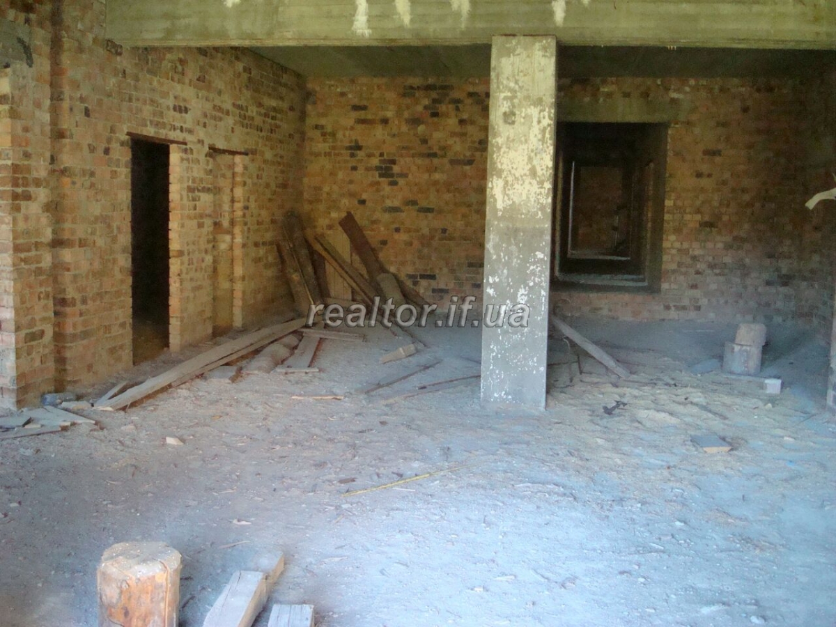 Prodazh_hotelnoho_kompleksu_v_Kolomyiskomu_raioni_15653_24_1543926498.jpg