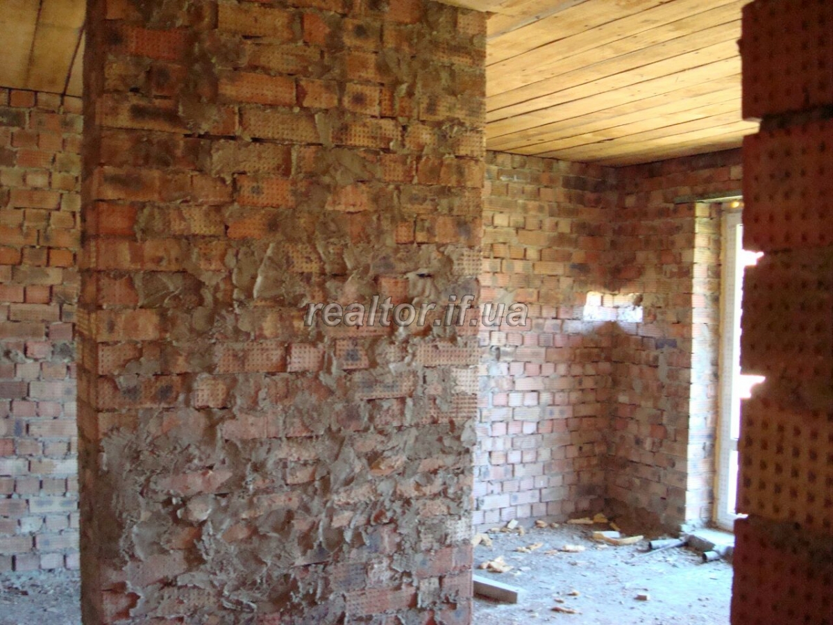 Prodazh_hotelnoho_kompleksu_v_Kolomyiskomu_raioni_15653_6_1543926488.jpg