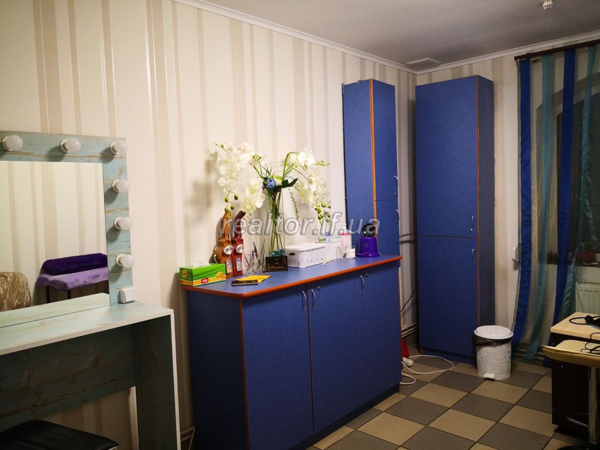 Prodazh_hotovoho_biznesu_Perukarnya__17342_10_1574088147.jpg
