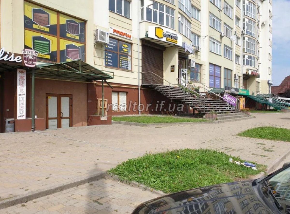 Prodazh_komertsiinoho_prymishchennya_z_orendaryamy_20638_2_1629889377.jpeg