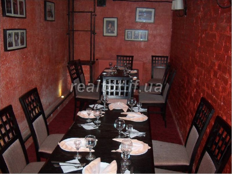 Prodazh_komertsiinoyi_nerukhomosti_(diyuche_kafe_Alpachino)_6869_6_1411297807.jpg