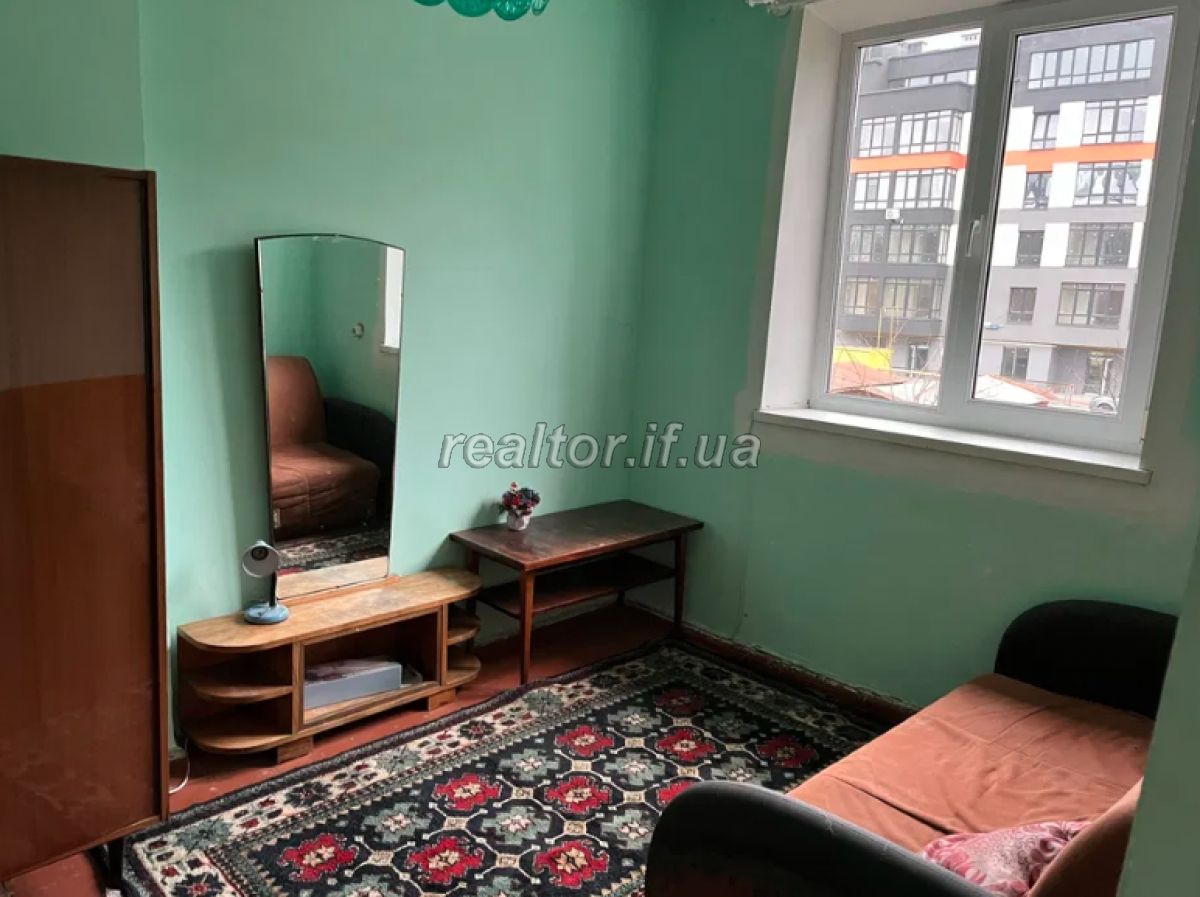 Prodazh_kvartyry_po_vulytsi_Karpatskoi_Sichi_23522_0_1737025805.png