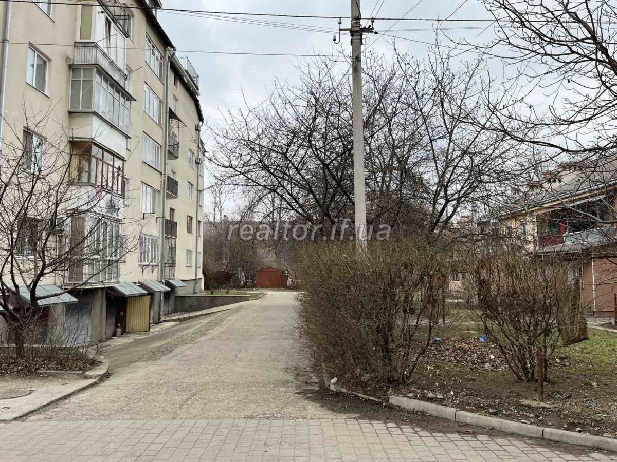 Prodazh_kvartyry_po_vulytsi_Karpatskoyi_Sichi_23697_13_1744874872.jpeg