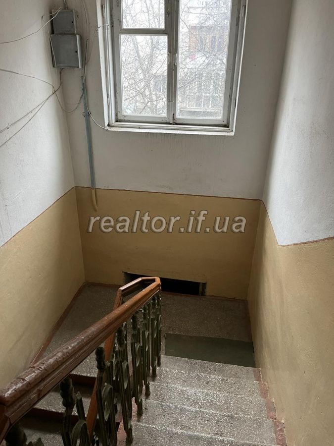Prodazh_kvartyry_po_vulytsi_Karpatskoyi_Sichi_23697_8_1744872984.jpeg