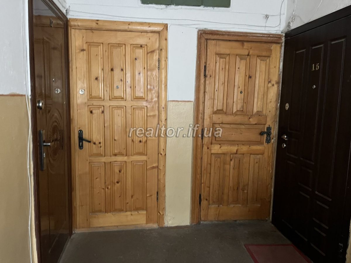 Prodazh_kvartyry_po_vulytsi_Karpatskoyi_Sichi_23697_9_1744874871.jpeg
