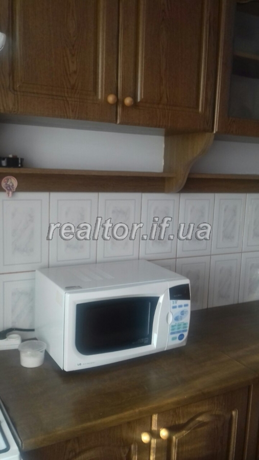 Prodazh_kvartyry_poruch_z_universytetom_nafty_i_hazu_po_vulytsi_Mlynarska_21392_9_1645460711.jpeg