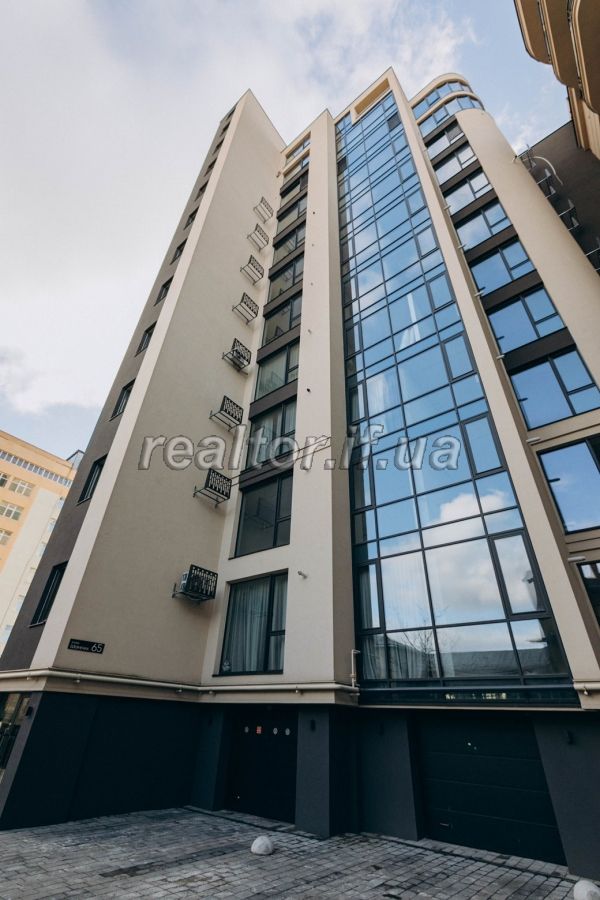 Prodazh_kvartyry_v_elitnomu_budynku_biznes_klasu_Royal_Hall_-_vulytsya_Shevchena_23598_0_1740584026.jpeg