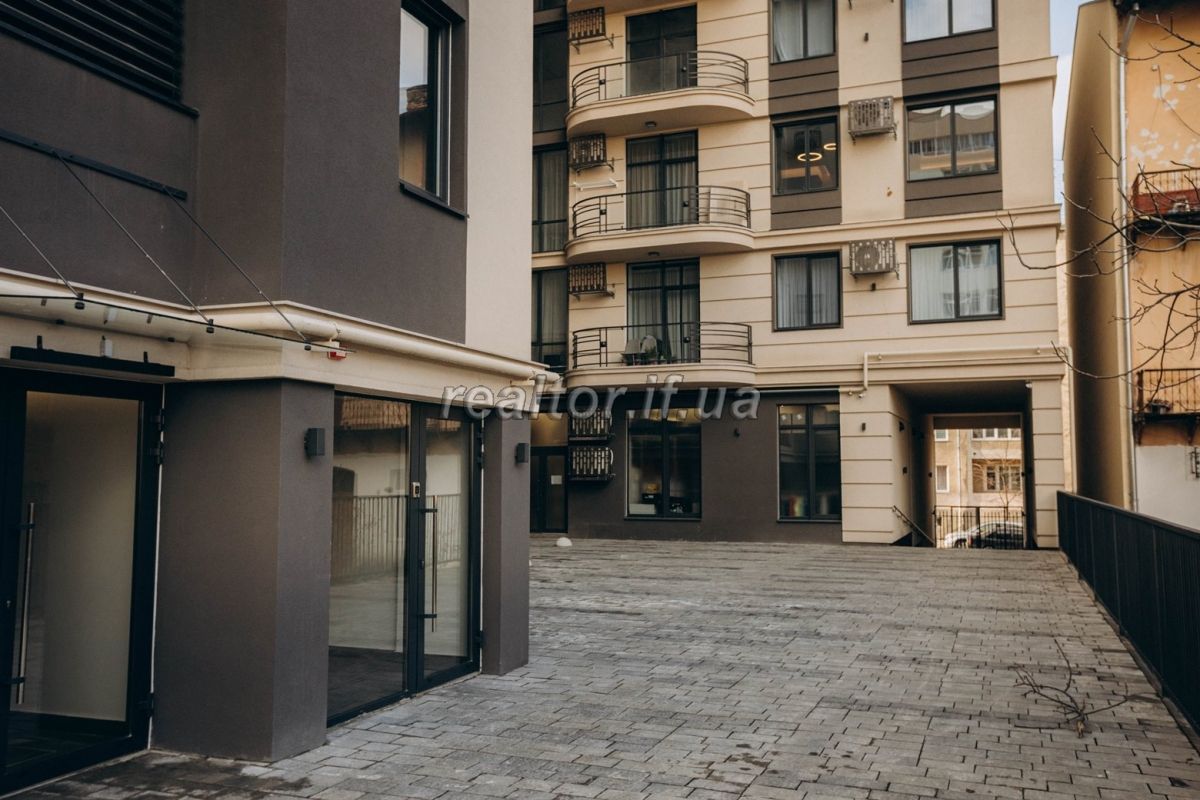 Prodazh_kvartyry_v_elitnomu_budynku_biznes_klasu_Royal_Hall_-_vulytsya_Shevchena_23598_2_1740584027.jpeg