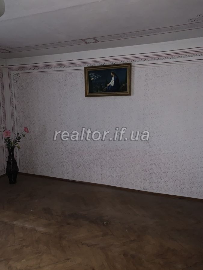 Prodazh_kvartyry_v_malopoverkhovomu_budynku_z_harazhem_iz_prybudynkovoyu_terytoriyeyu_20633_10_1629444939.jpeg