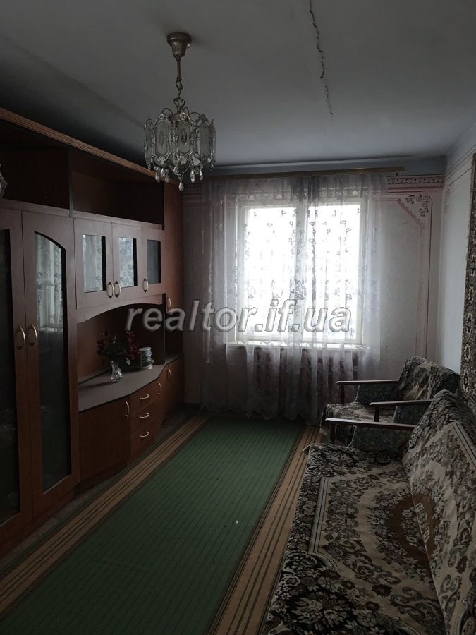 Prodazh_kvartyry_v_malopoverkhovomu_budynku_z_harazhem_iz_prybudynkovoyu_terytoriyeyu_20633_8_1629444938.jpeg