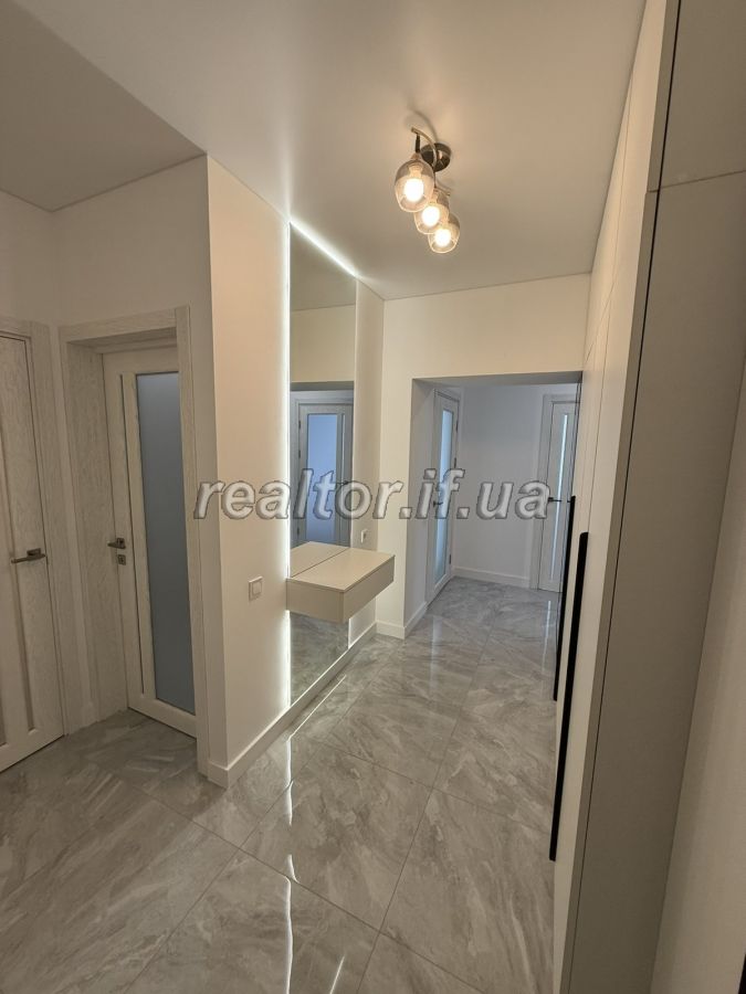 Prodazh_kvartyry_v_novobudovi_v_harnomu_raioni_mista_poblyzu_parku_Shevchenka__23784_3_1747048011.jpeg