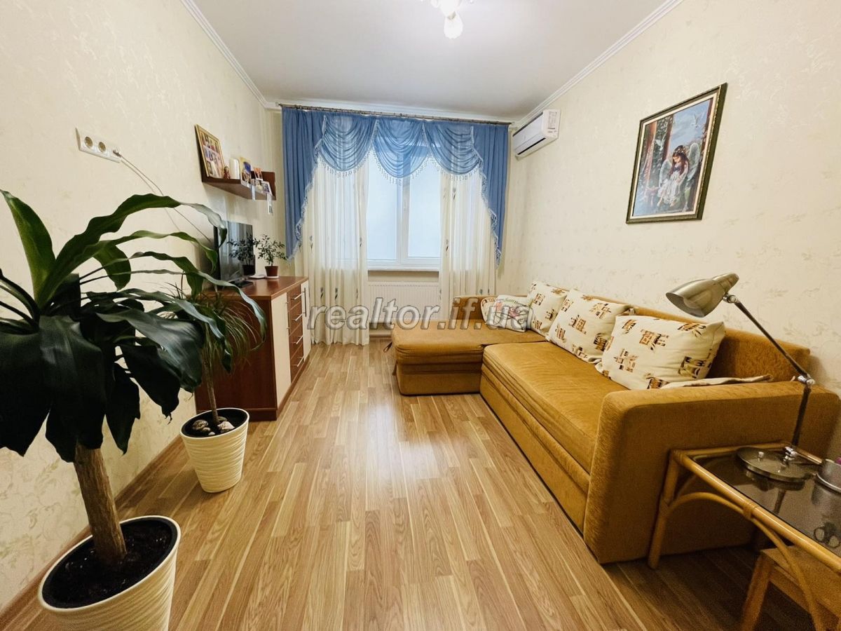 Prodazh_kvartyry_v_obzhytomu_novomu_budynku_z_remontom_po_vulytsi_Symonenka_20304_1_1629883156.jpeg