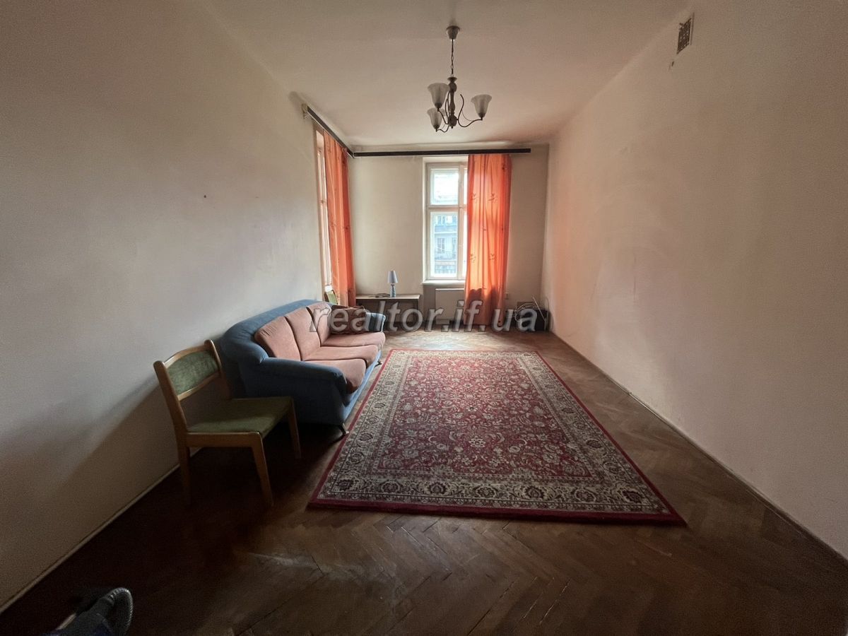 Prodazh_kvartyry_v_polskomu_budynku_v_tsentralnii_chastyni_mista_po_vulytsi_Hryunvaldska_21702_10_1658153246.jpeg