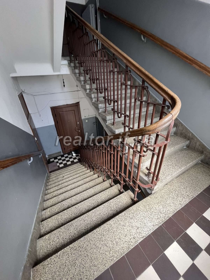 Prodazh_kvartyry_v_polskomu_budynku_v_tsentralnii_chastyni_mista_po_vulytsi_Hryunvaldska_21702_3_1658153244.jpeg