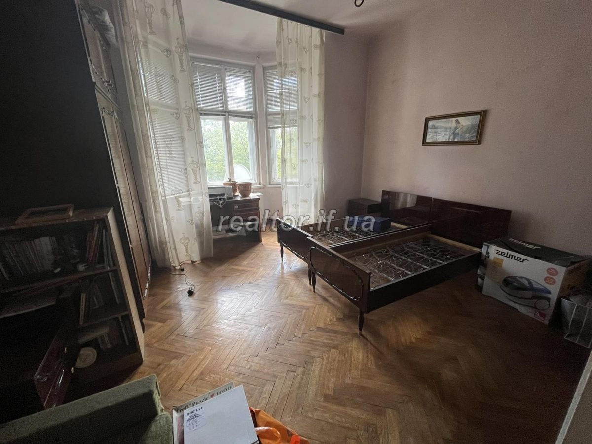 Prodazh_kvartyry_v_polskomu_budynku_v_tsentralnii_chastyni_mista_po_vulytsi_Hryunvaldska_21702_8_1658153245.jpeg