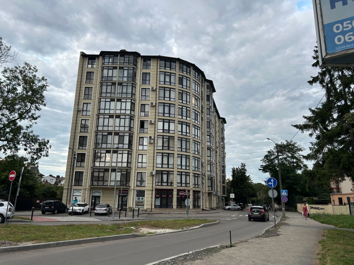 Prodazh_kvartyry_v_samomu_tsentri_mista_z_remontom_ta_meblyamy_po_vulytsi_Dovha_24005_0_1756213964.jpeg