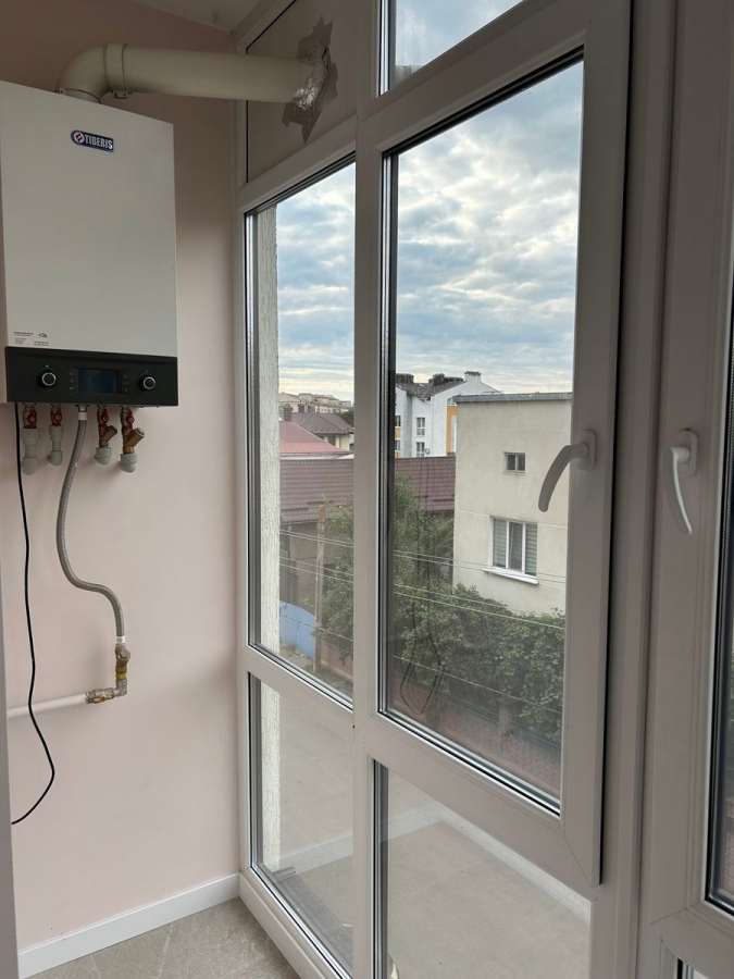 Prodazh_kvartyry_v_samomu_tsentri_mista_z_remontom_ta_meblyamy_po_vulytsi_Dovha_24005_6_1756213981.jpeg