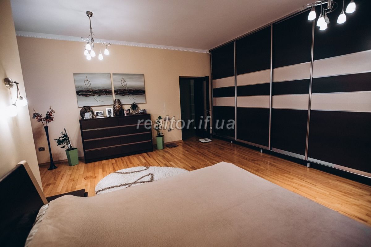 Prodazh_kvartyry_v_samomu_zatyshnomu_raioni_mista_po_vulytsi_Shevchenka_16287_73_1607934487.jpg