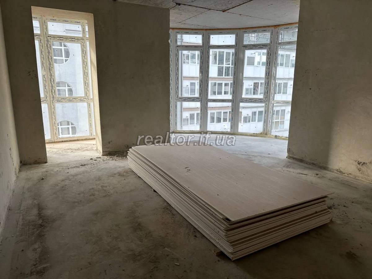 Prodazh_kvartyry_v_tsentri_Ivano-Frankivska_v_zdanomu_budynku_po_vulytsi_Volodymyra_Velykoho_22759_8_1701094128.jpeg