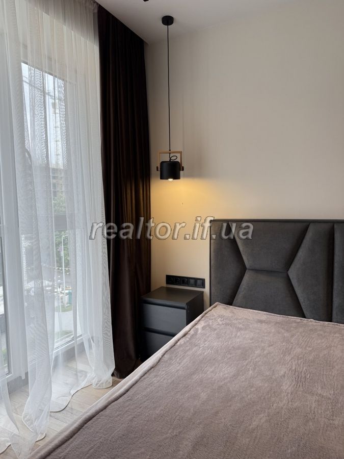 Prodazh_kvartyry_v__zhytlovomu_kompleksi_Lypky_poruch_parku_Shevchenka__23830_35_1747996963.jpeg
